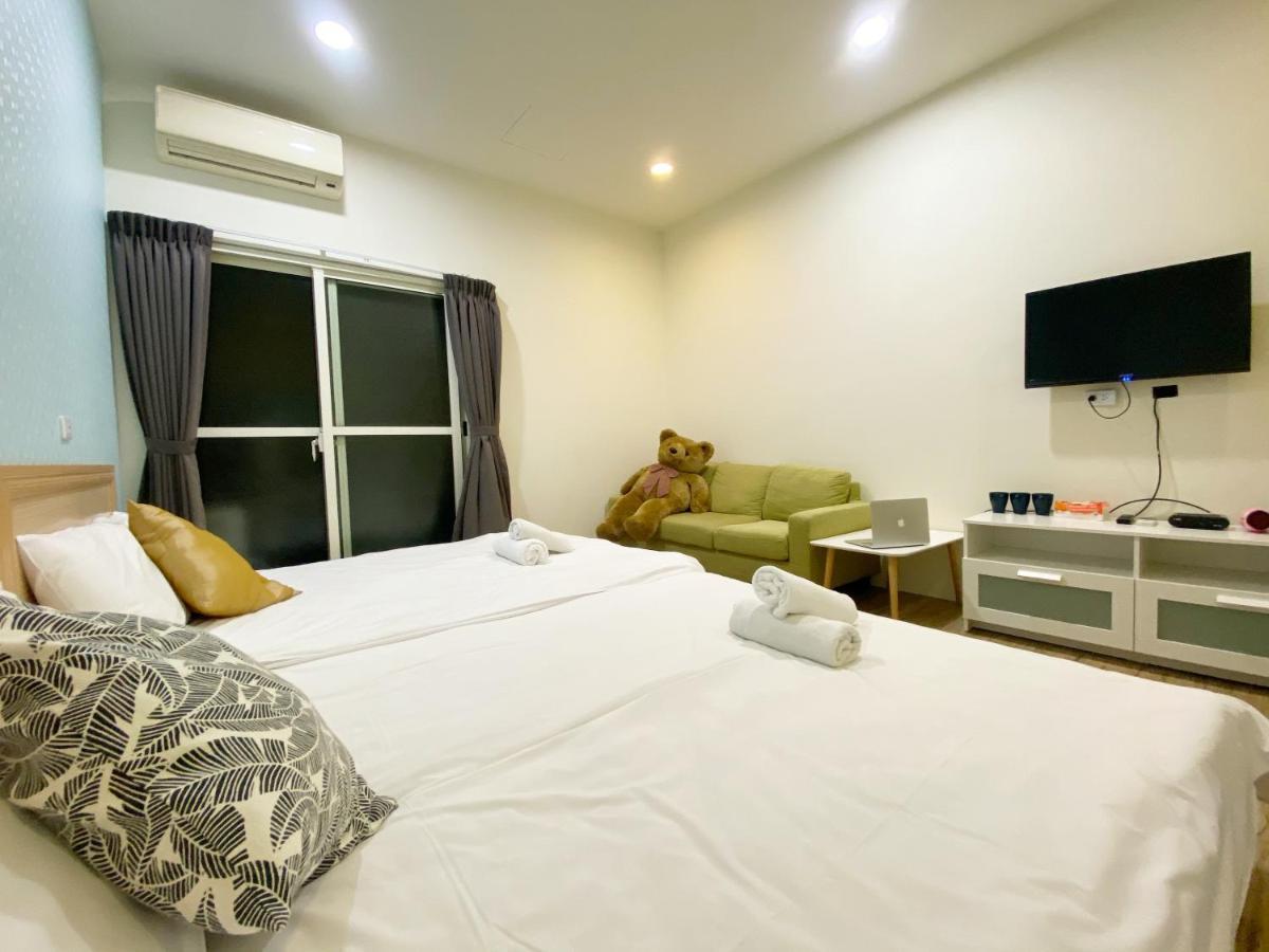 17 Fengjia Stay Taichung Exterior photo
