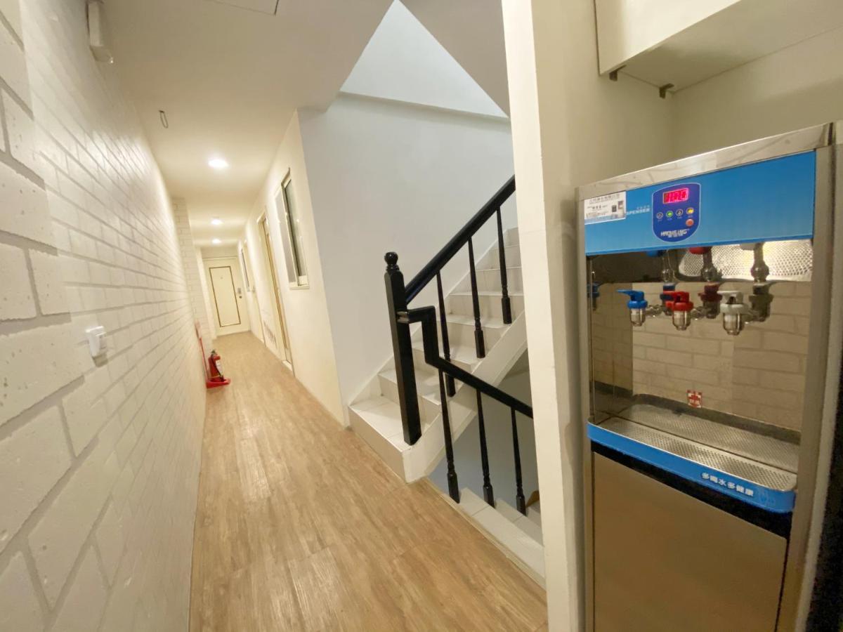 17 Fengjia Stay Taichung Exterior photo